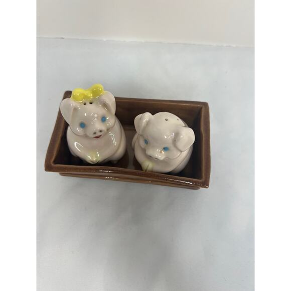 Vintage Ceramic Pigs Salt and Pepper Shakers In Trough - Picture 3 of 9